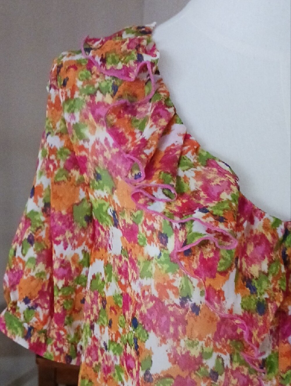 No Boundaries- Juniors Multicolor Floral Ruffle Blouse with Buttons - Picture 3 of 16
